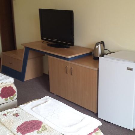 Guest House Pri Valyo พรีมอร์สโก ภายนอก รูปภาพ